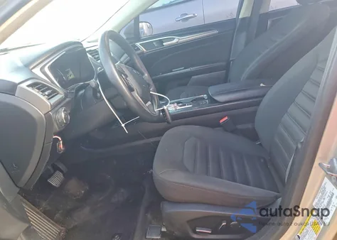 2017 Ford Fusion Se Hybrid z USA, uszkodzony, nr VIN 3FA6P0LU9HR381451